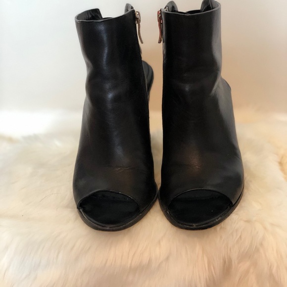 BGBGeneration Women's Open-Toe Booties SZ 7 1/2 - Picture 2 of 4